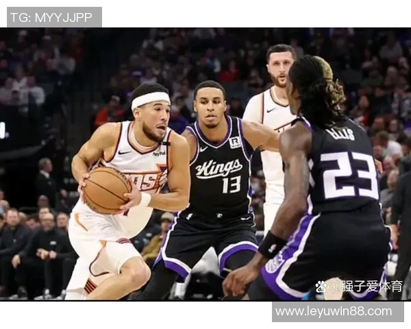 福克斯半场表现出色10投4中三分2中4贡献12分5助助力球队争胜 福克斯半场表现出色10投4中三分2中4贡献12分5助助力球队争胜