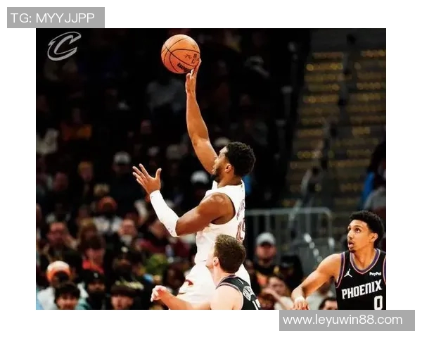 米切尔28投10中砍下28分15篮板8助攻神仙绝平三分令人叹为观止